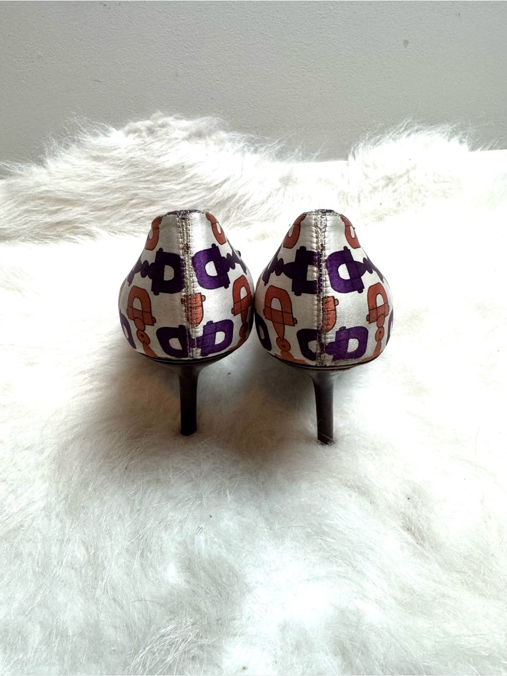 Gucci Vintage Satin Horsebit Crystal Open Toe Heels 8.5 - Picture 9 of 10